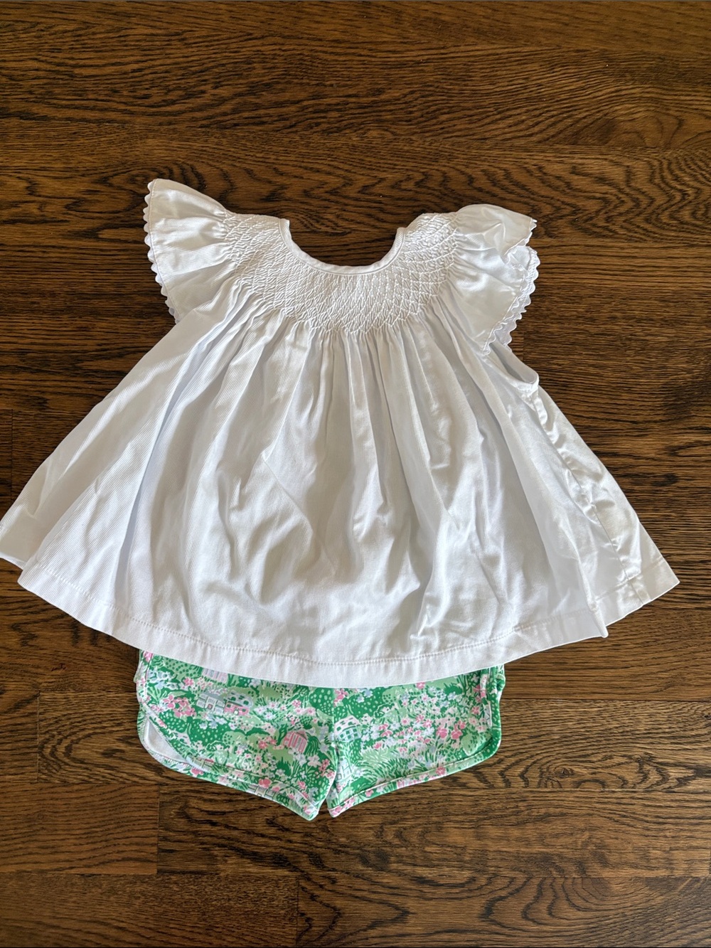 Peggy Green Top & The Beaufort Bonnet Company Green and Pink Shorts